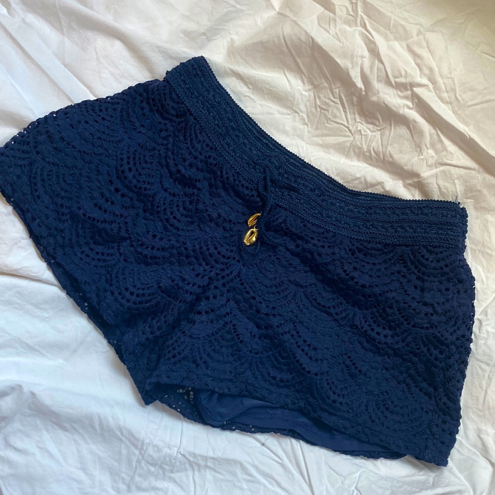 Lily Pulitzer true navy shell scallop lace shorts with gold shell ties